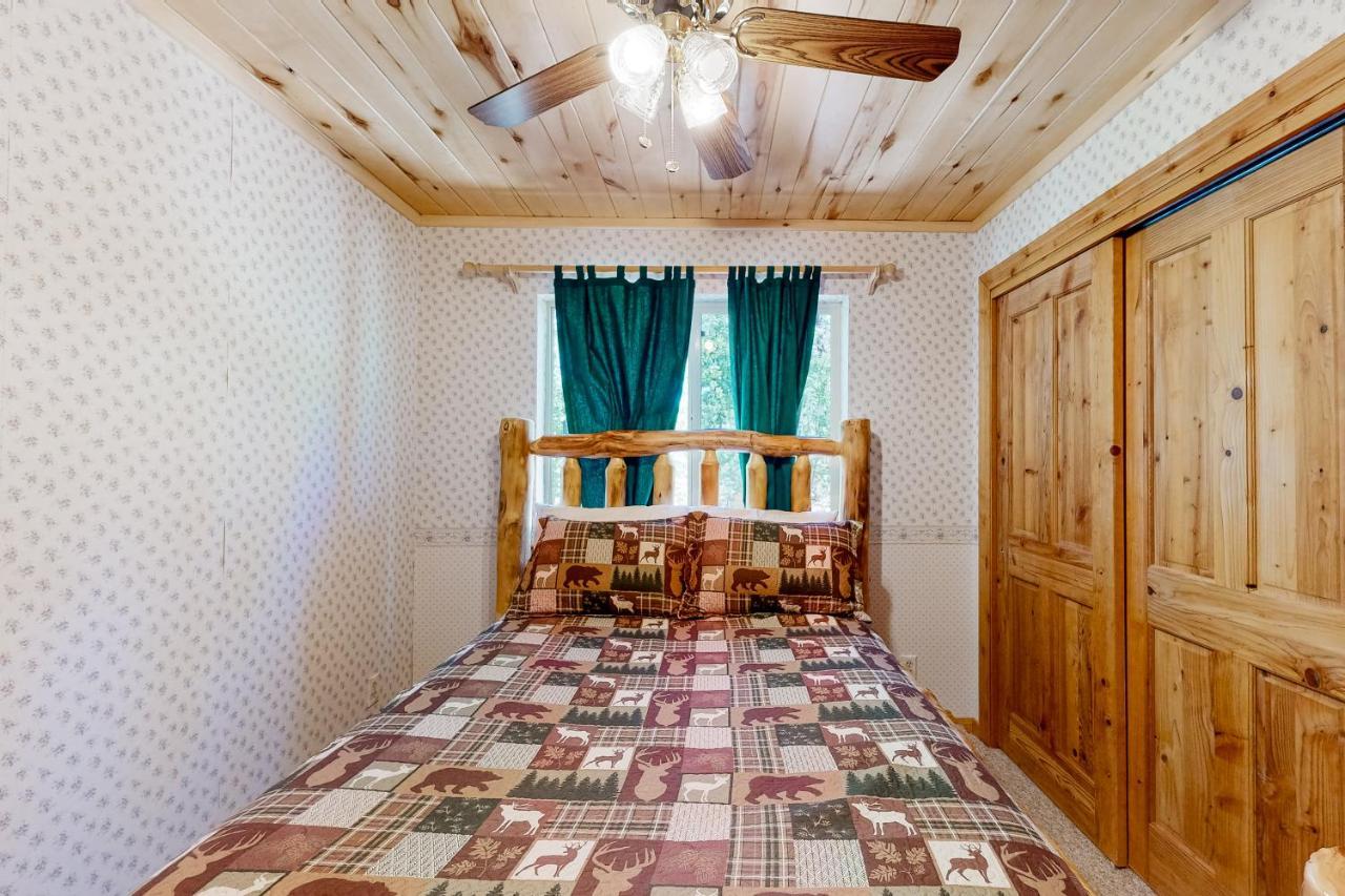הוילה פיינטופ-לייקסייד Whispering Pines Retreat מראה חיצוני תמונה